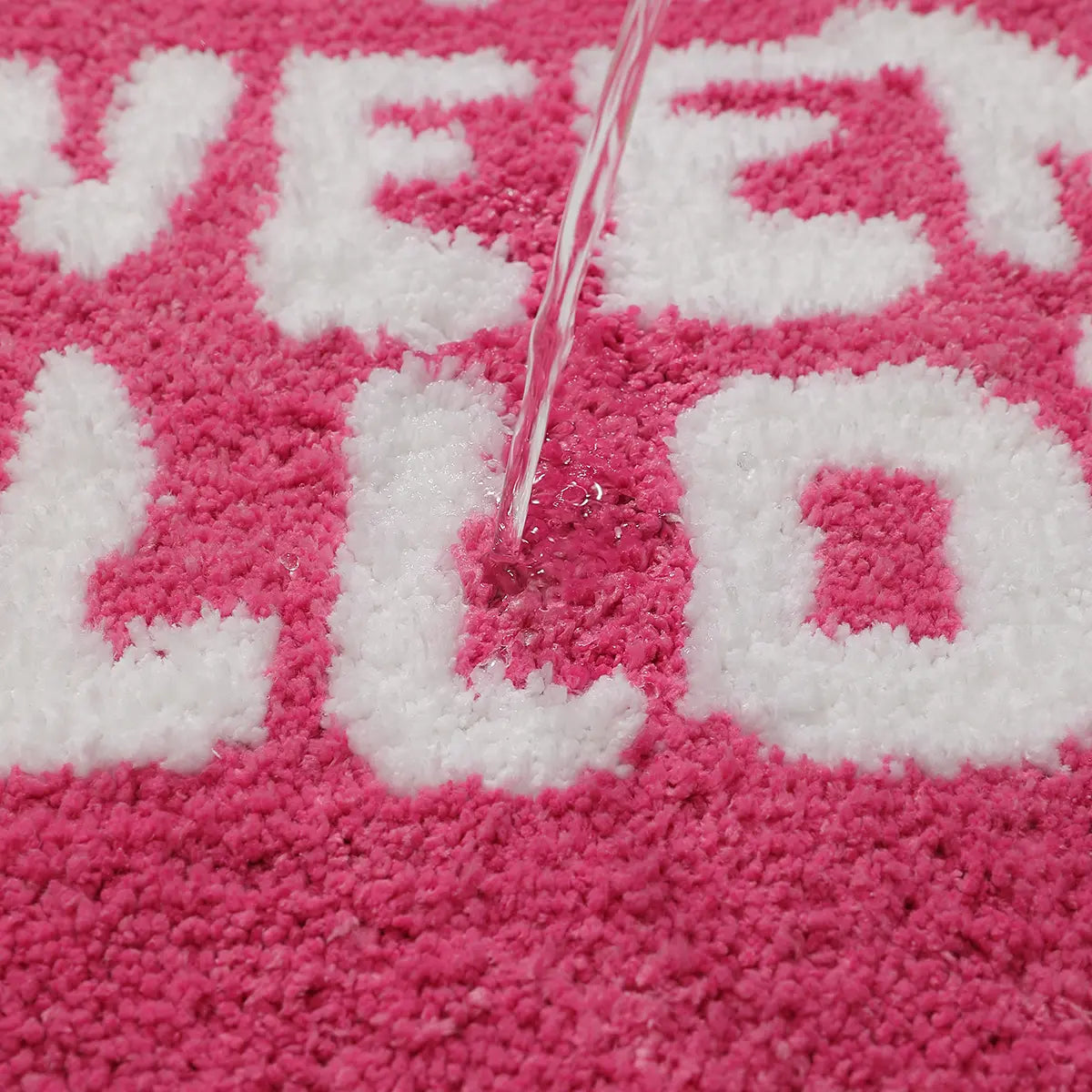 Classic Rectangle Pink Non-Slip Polyester Bath Mat - Absorbs Water, Quick-Dry, Machine-Washable Bath Rugs for Bathroom, Non-Customised Bathroom Accessory for Bathtub