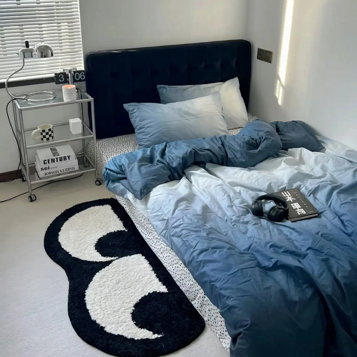 20x48 in Cartoon Eyes Tufted Soft Polyester Rug - Non-Slip Backing, Unique Graphic Design, Cool Rugs for Bedroom, Living Room Decor, Bedroom Items, Cozy Soft Furnishing