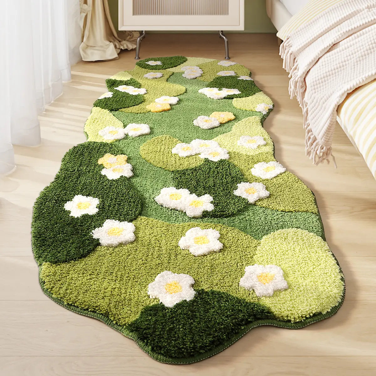 LUMI Moss Bath Mat Ultra Thick Soft Green Bathroom Rug 20x32 Daisy Pattern Non Slip Microfiber Absorbent for Shower Floor Sink Bedroom Home Decor