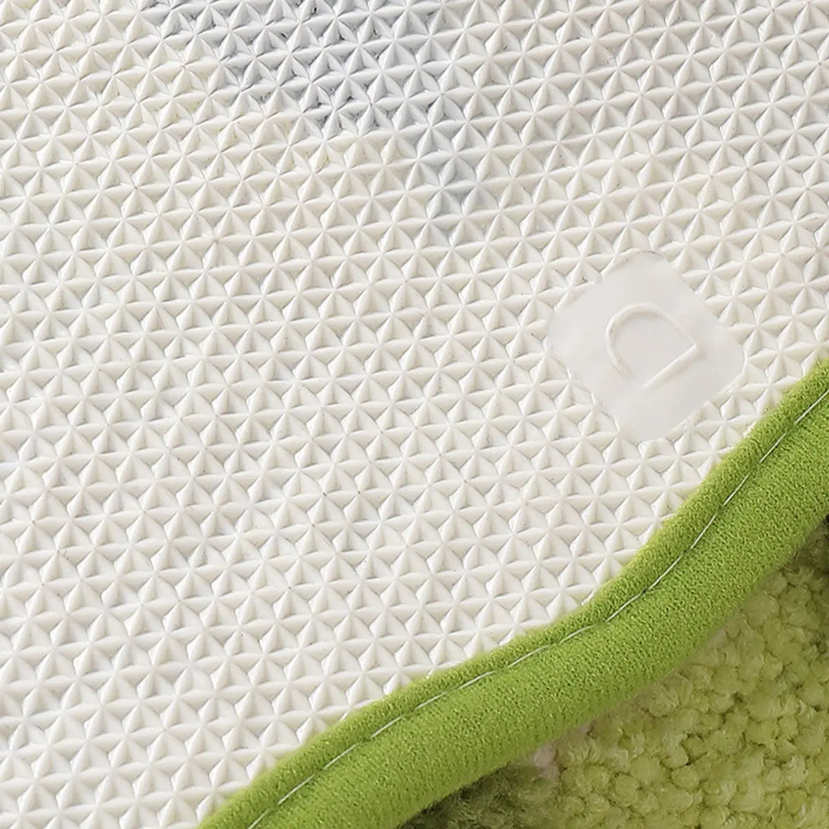 LUMI Moss Bath Mat, Cozy Modern Ultra-Thick Soft Green Plant-Themed Microfiber Rug with Non-Slip Rubber Backing, Fade-Resistant Water-Absorbent for Shower Floor & Sink, 20x32in Home Bathroom Accessory