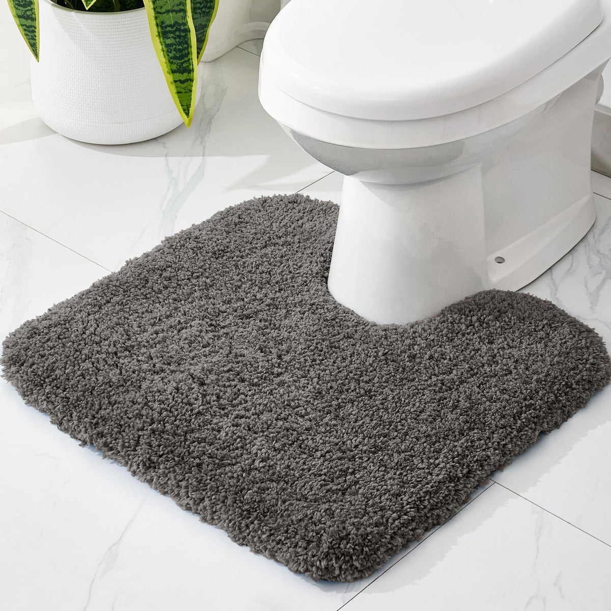 Disolla White Bathroom Rugs 17x24, Microfiber Non-Slip Plush Small Bath Mat