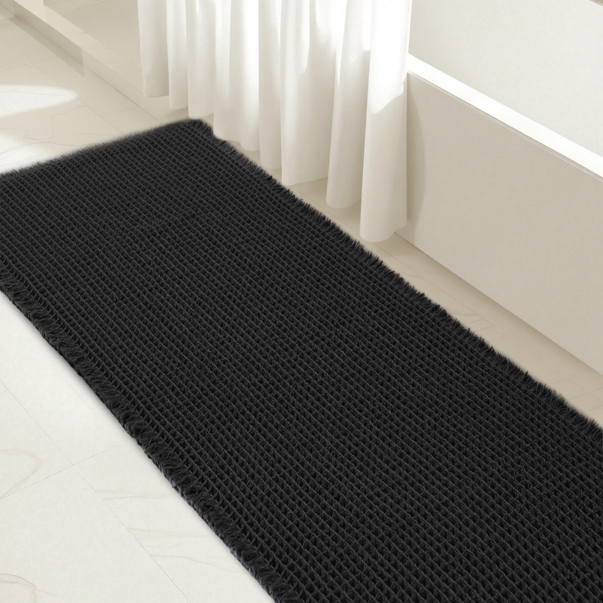 SUBRTEX Bathroom Rugs Chenille Bath Rug Soft Short Plush Bath Mat Soft Shower Mat Water Absorbent Shower Mat Quick Dry Machine Washable(White,18" x 24")