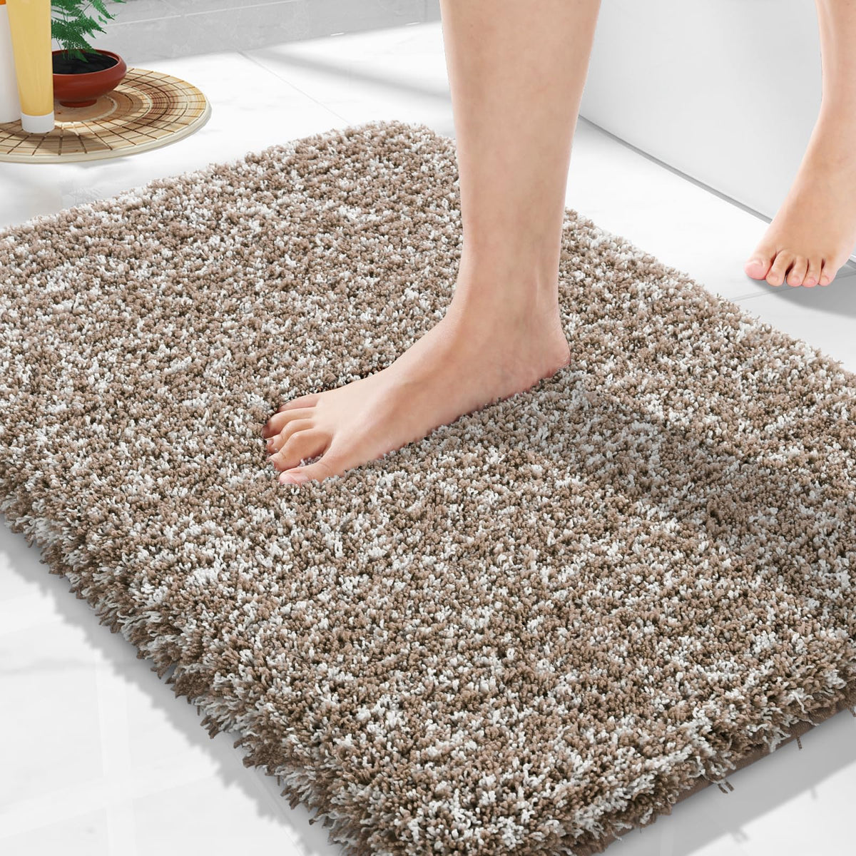 Yimobra Bathroom Rugs Non Slip Washable, Ultra Soft and Water Absorbent Bath Mats, Fluffy Shower Mat Outside, Plush Matts for Bathroom Floor/Sink, 24X17, Home Decor Accessories, Light Gray and White