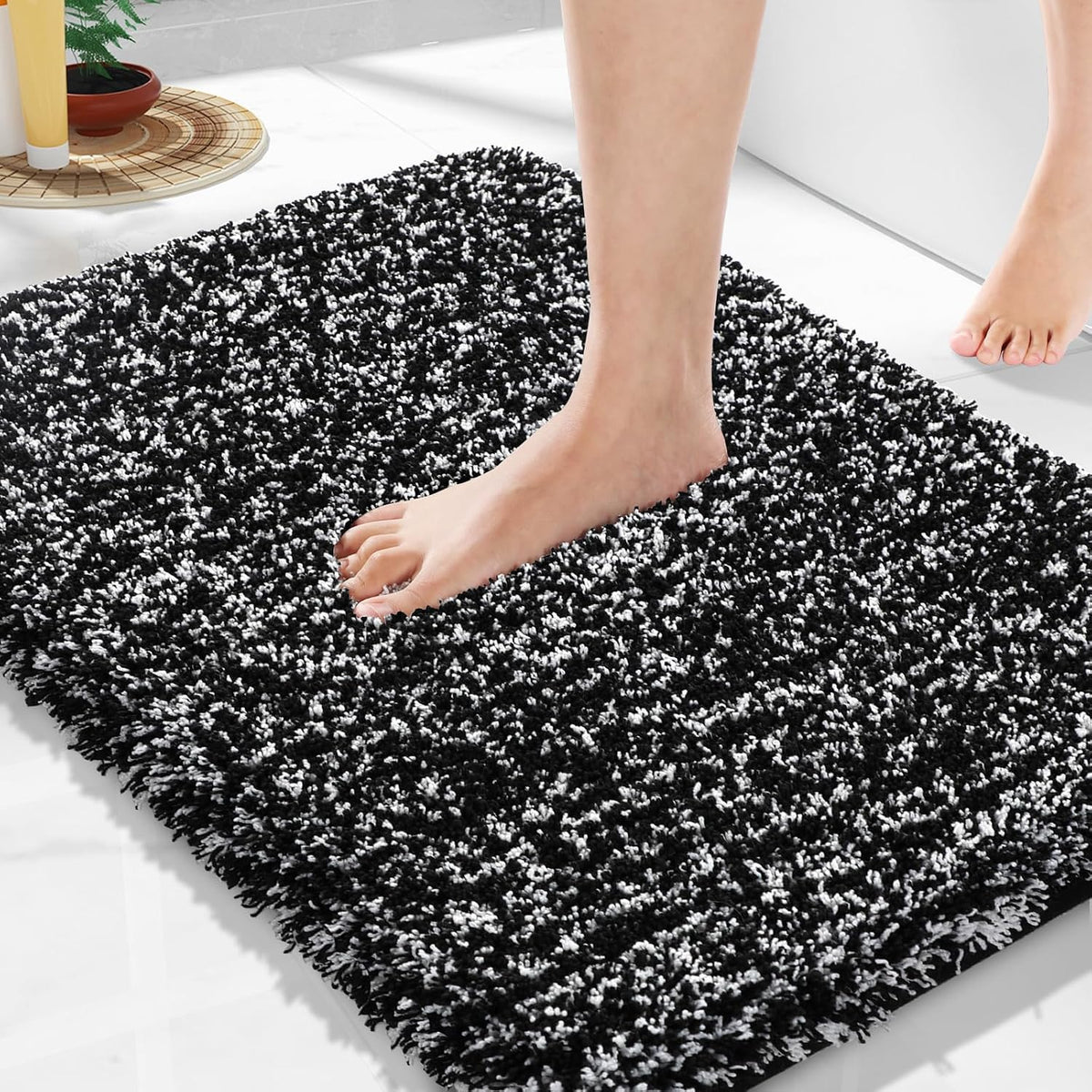 Yimobra Bathroom Rugs Non Slip Washable, Ultra Soft and Water Absorbent Bath Mats, Fluffy Shower Mat Outside, Plush Matts for Bathroom Floor/Sink, 24X17, Home Decor Accessories, Light Gray and White