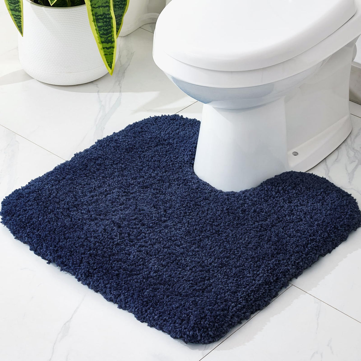 Disolla White Bathroom Rugs 17x24, Microfiber Non-Slip Plush Small Bath Mat
