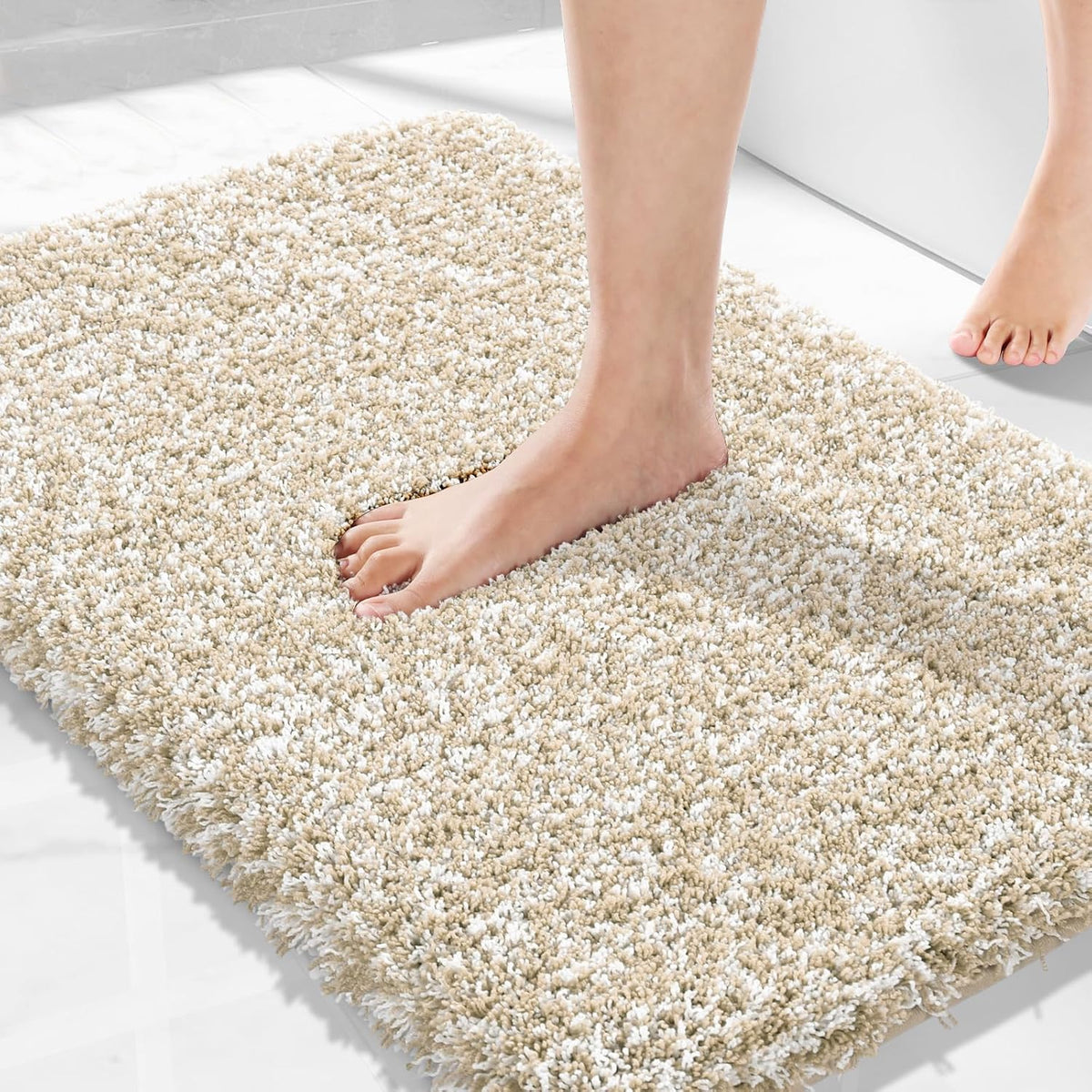 Yimobra Bathroom Rugs Non Slip Washable, Ultra Soft and Water Absorbent Bath Mats, Fluffy Shower Mat Outside, Plush Matts for Bathroom Floor/Sink, 24X17, Home Decor Accessories, Light Gray and White