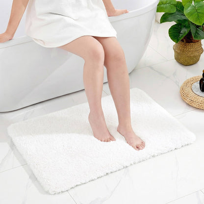 Disolla White Bathroom Rugs 17x24, Microfiber Non-Slip Plush Small Bath Mat