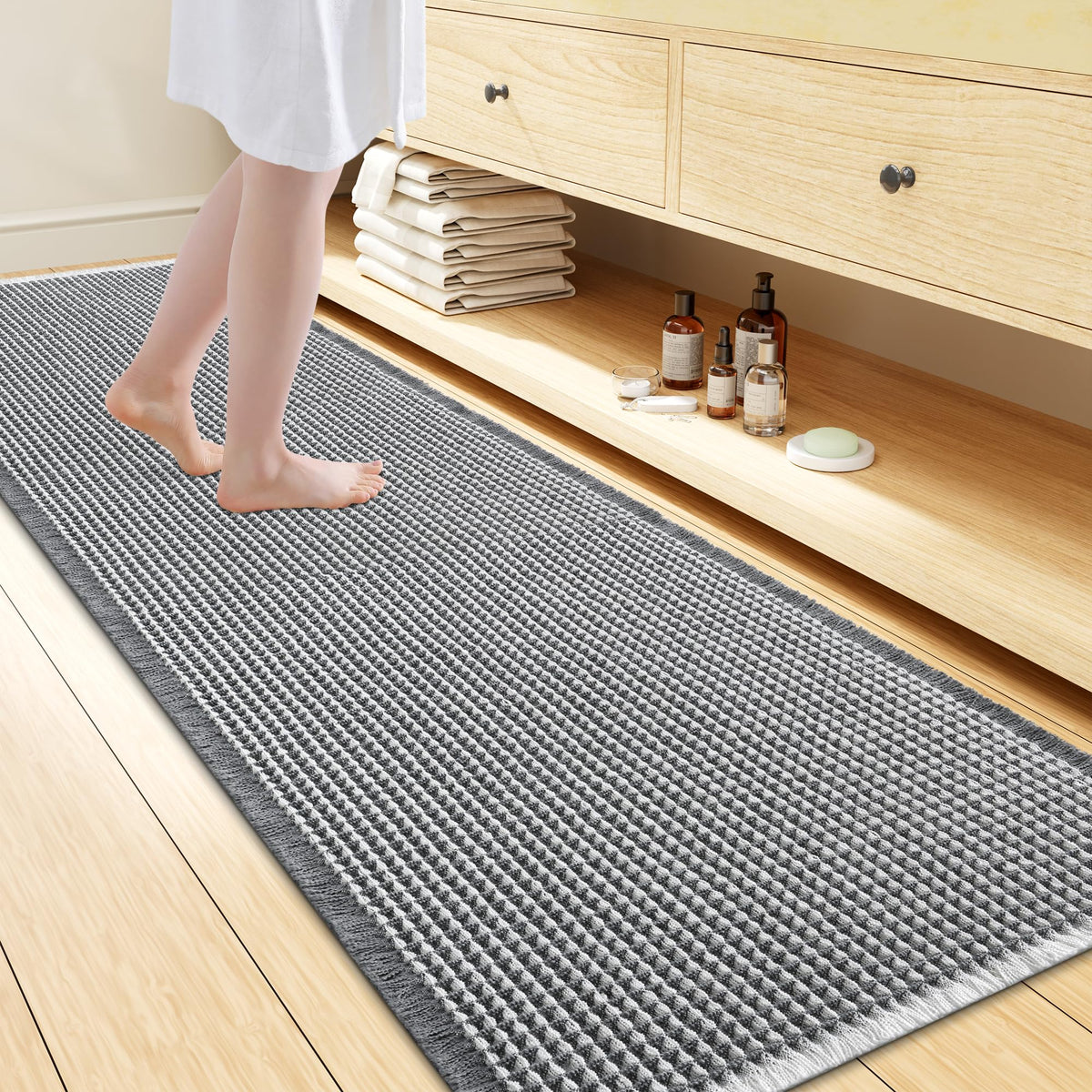 Smiry Waffle Bath Mat 30X20, Extra Soft Absorbent Bathroom Rugs, Brown