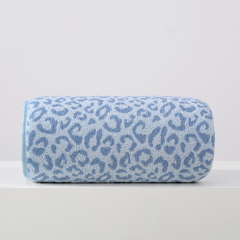 1 Luxury High-Quality Coral Spa Towel • Ultra-soft Microfiber • Quick-drying • Highly Absorbent • Fluffy and Lint-free • New Multi-color Leopard Print Design • Luxurious Bathroom Experience • Spa Essential • Suitable for Pool, Travel, and Gym